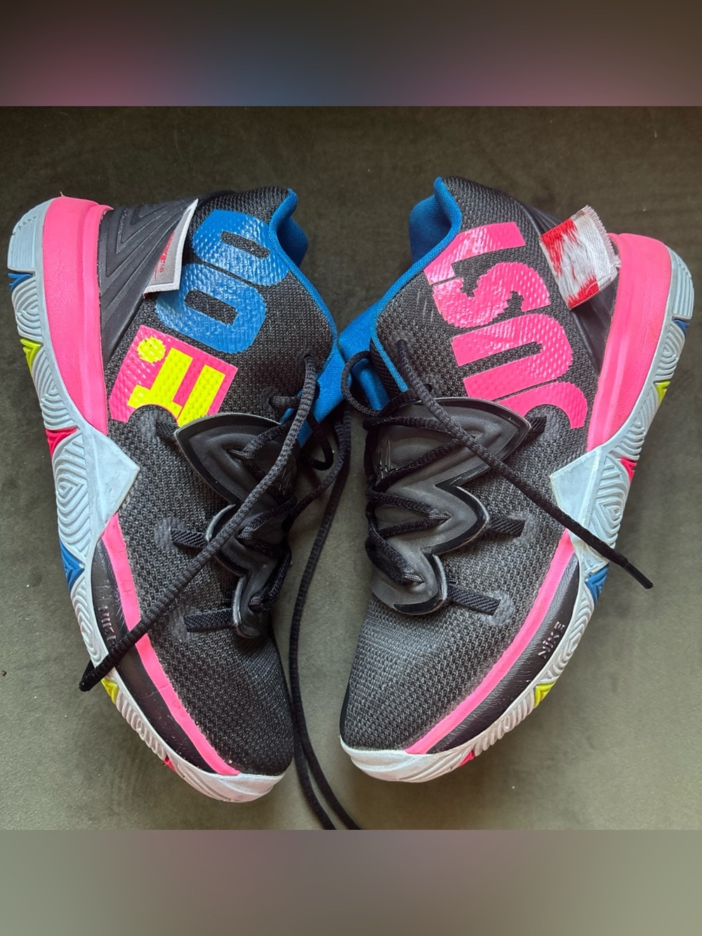 Nike Kyrie 5 GS Kids' Youth Basketball Size 1.5Y (AQ2456-003) Just Do It